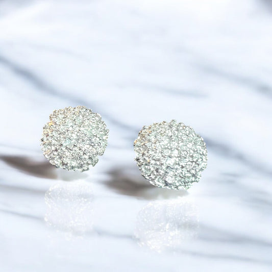 Aretes redondos plateados