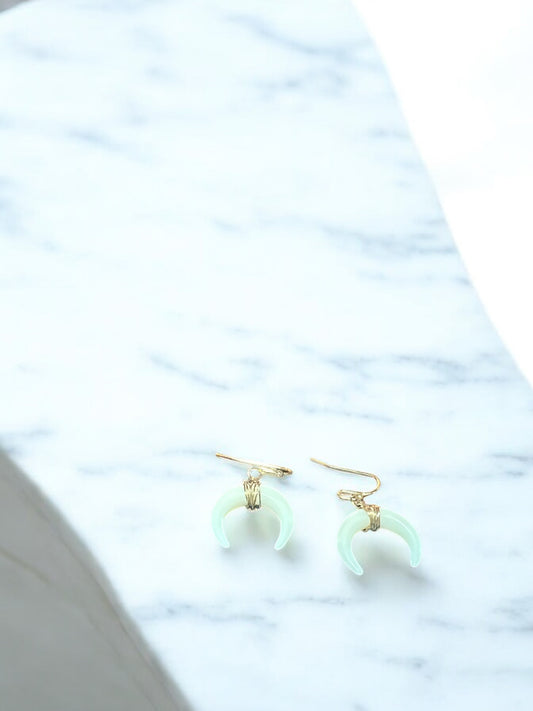 Aretes media luna colgantes