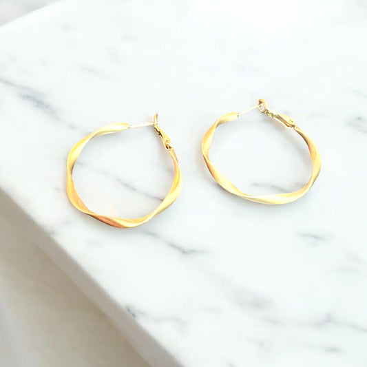 Arracadas dorado mate