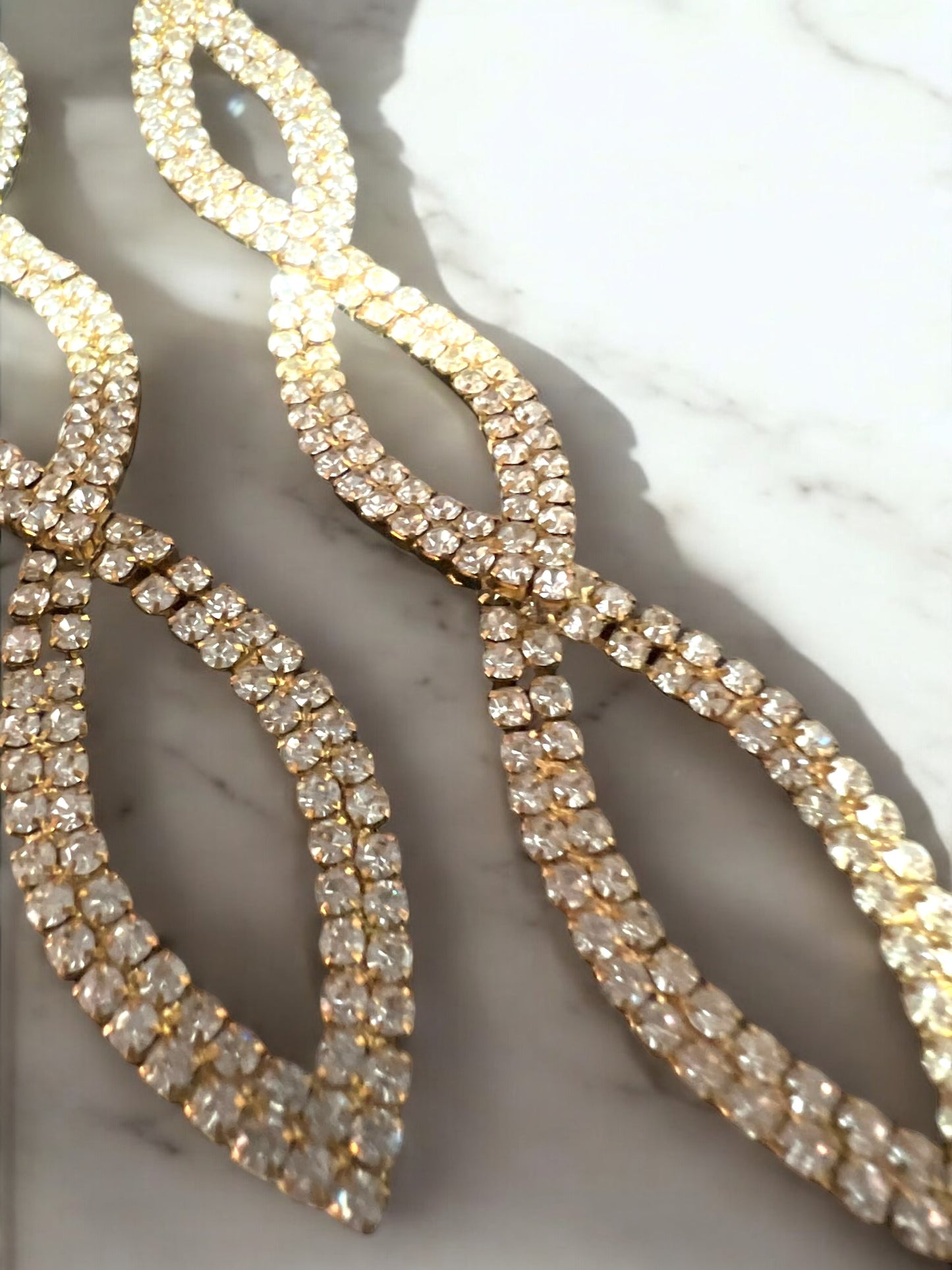 Aretes largos brillos