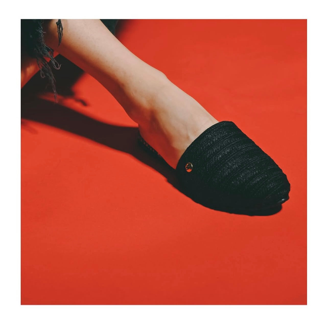 Mules yute en negro
