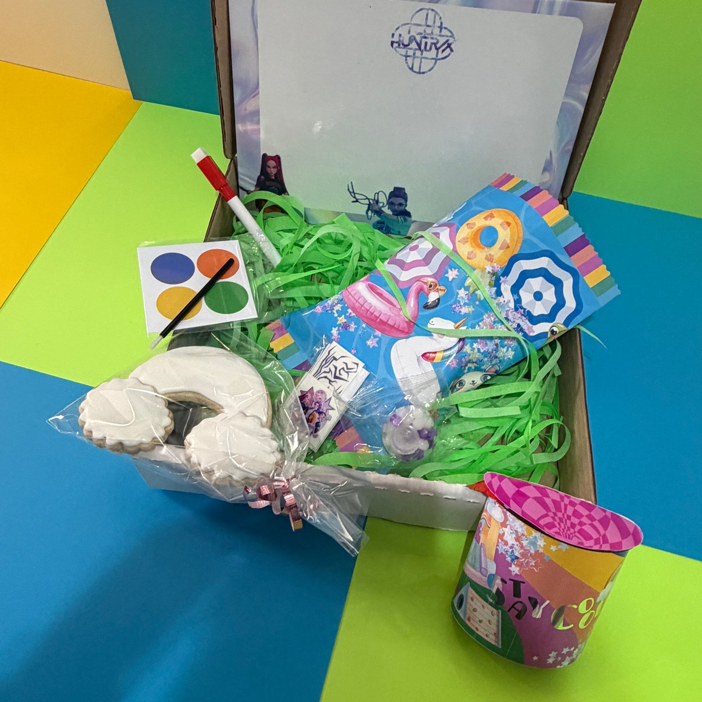 Caja con kit completo del dia del niño