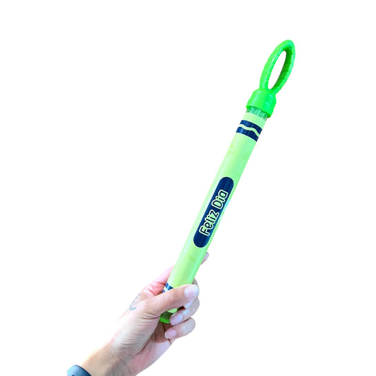 Burbuja gigantes día de niño en forma de crayola