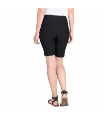 Short para Dama Hilary Radley