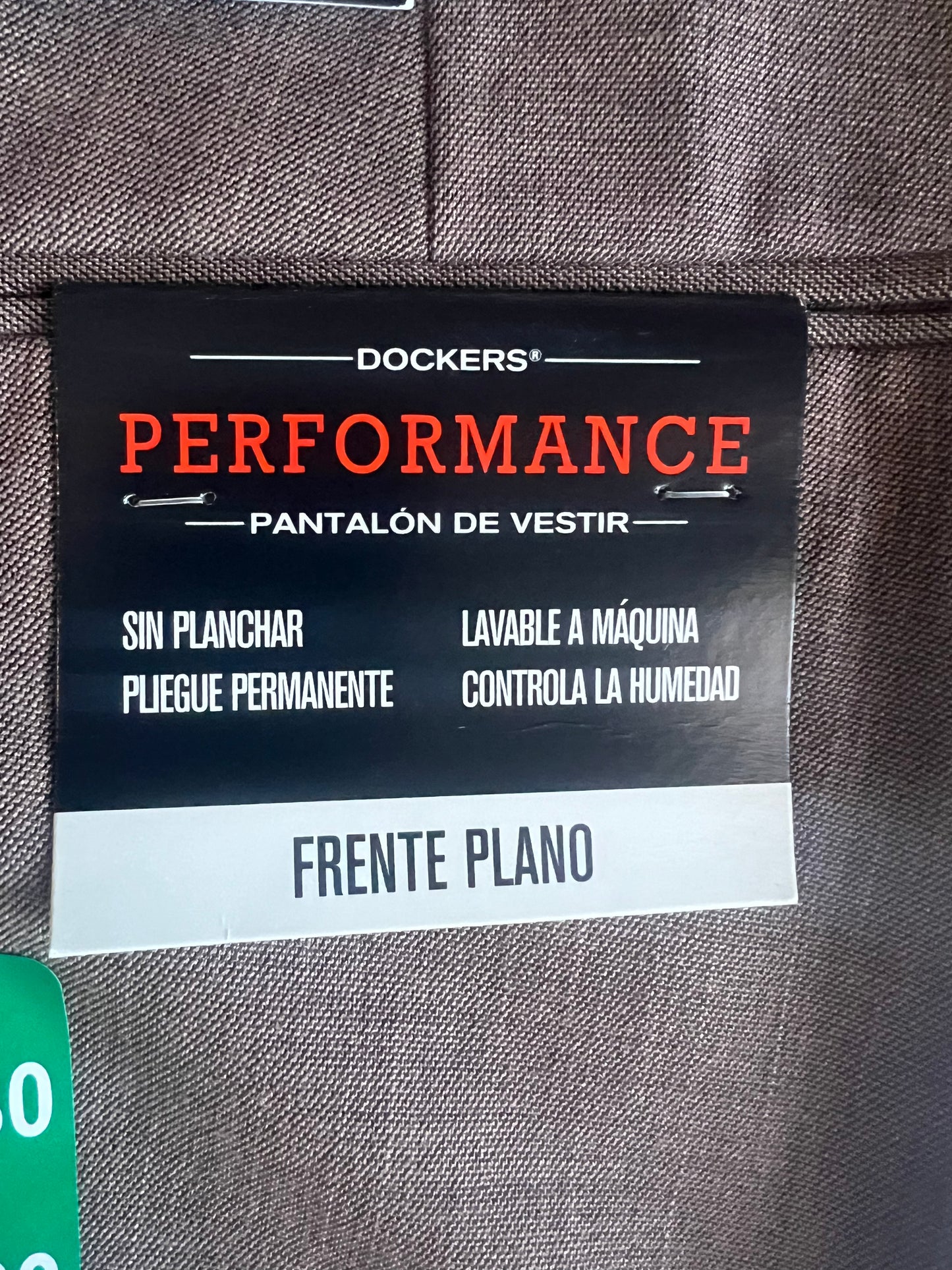 Pantalón de vestir para caballero Dockers Performance Mod. 15MX5371