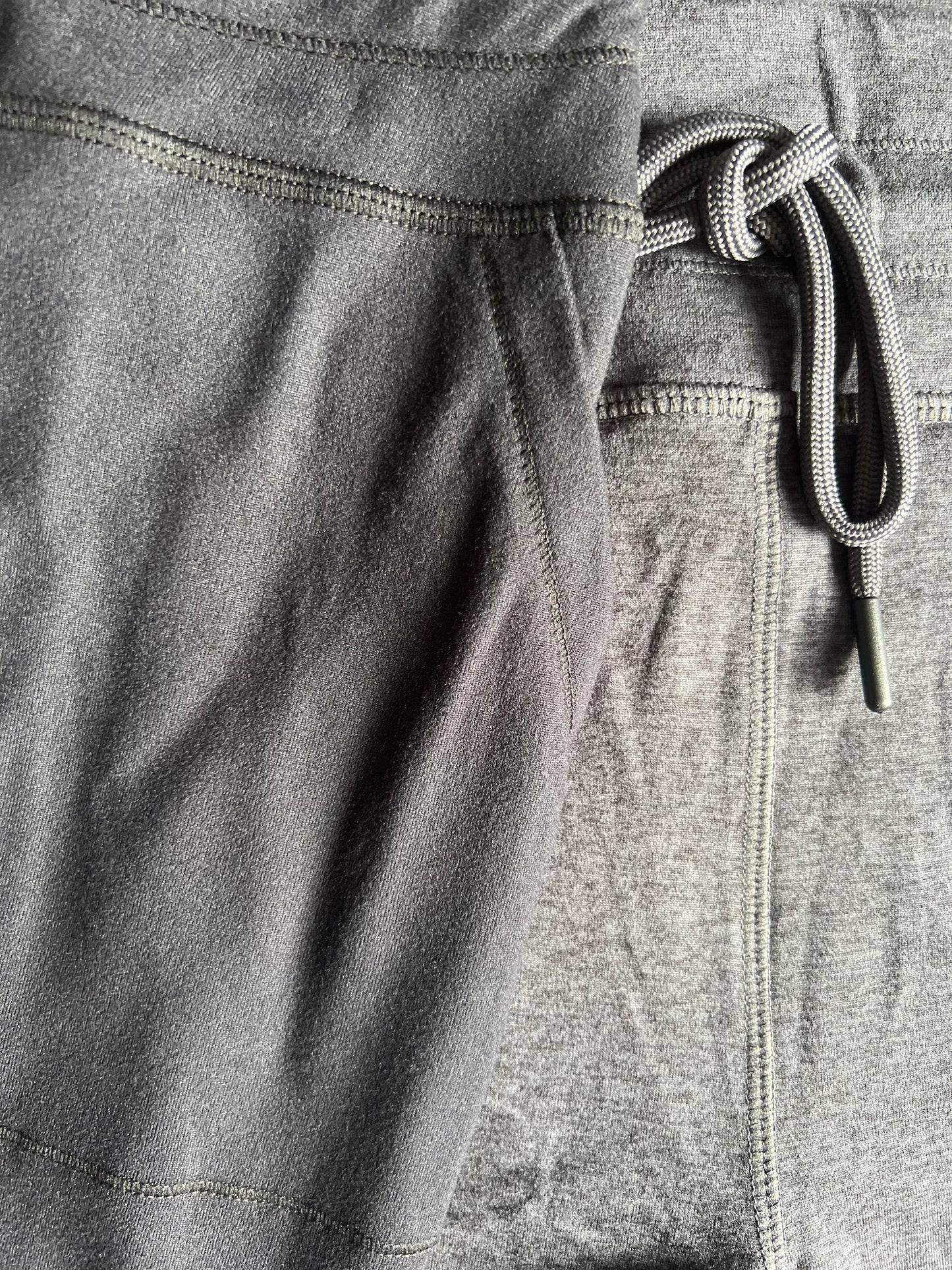 Lolë jogger pants dama