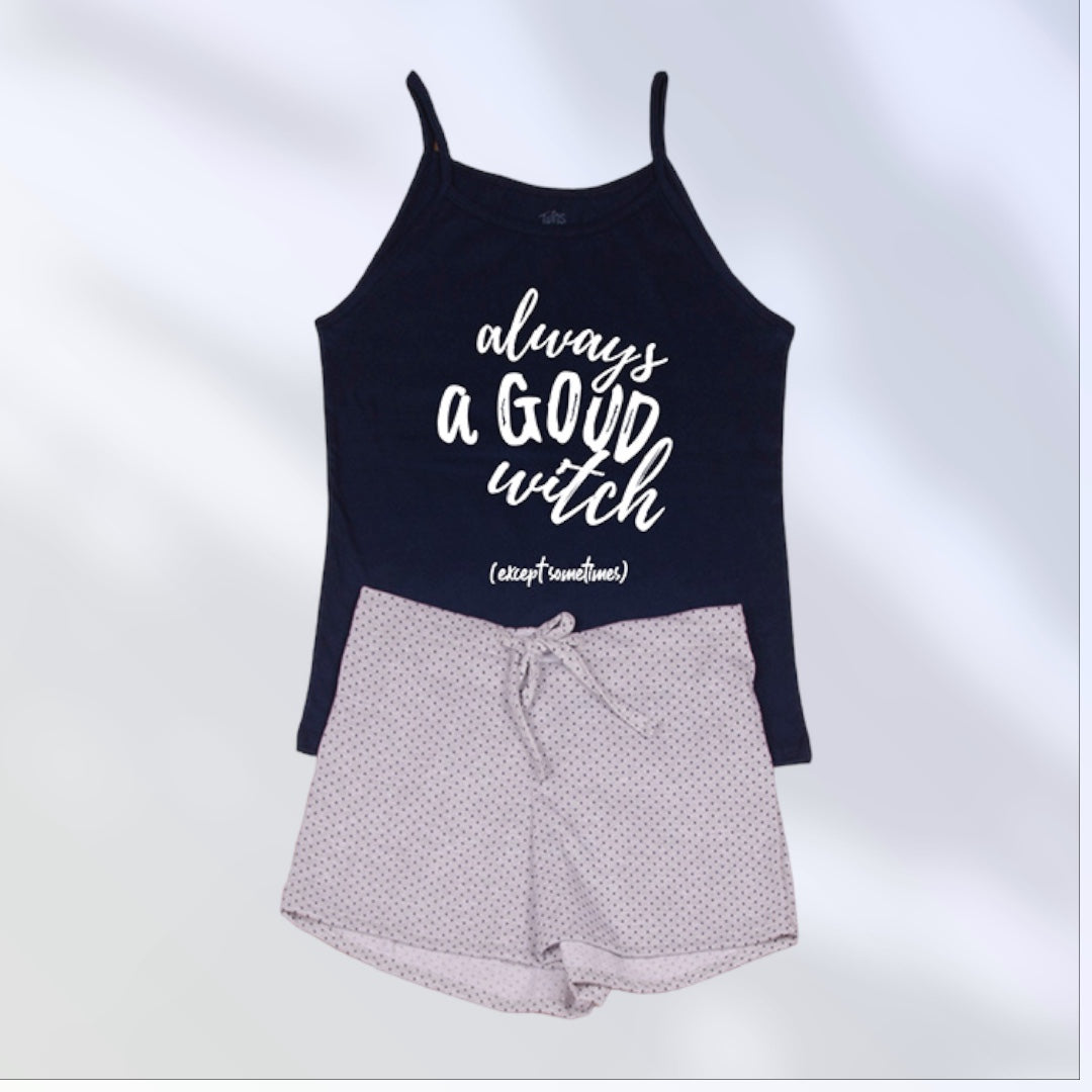 Pijama de short para mujer - Always a good witch -