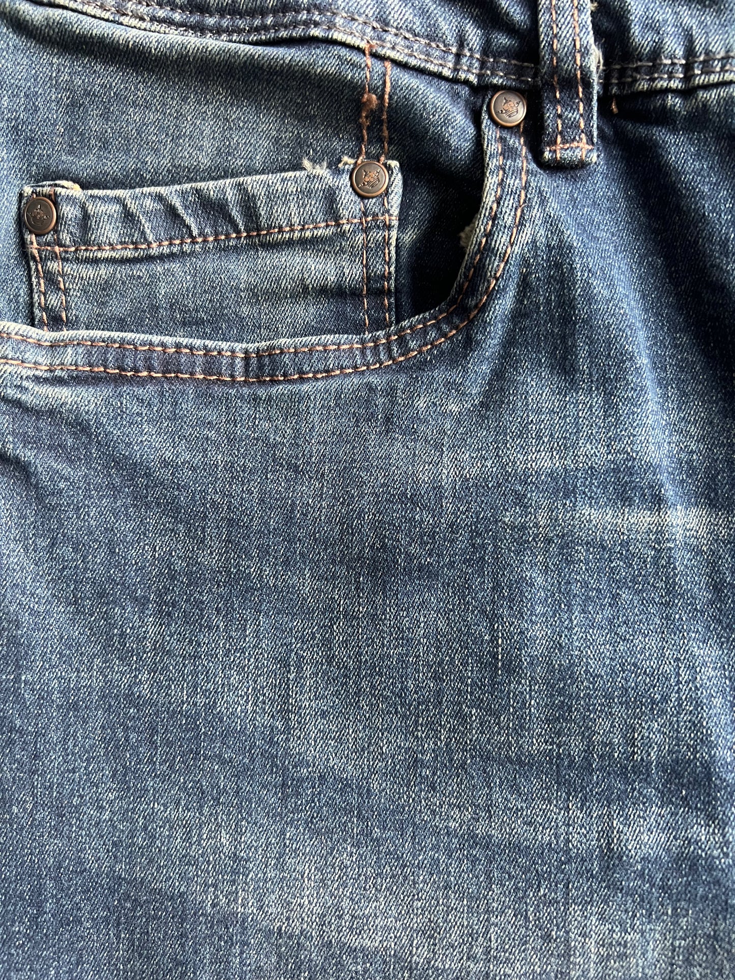 Pantalón de mezclilla para caballero English laundry