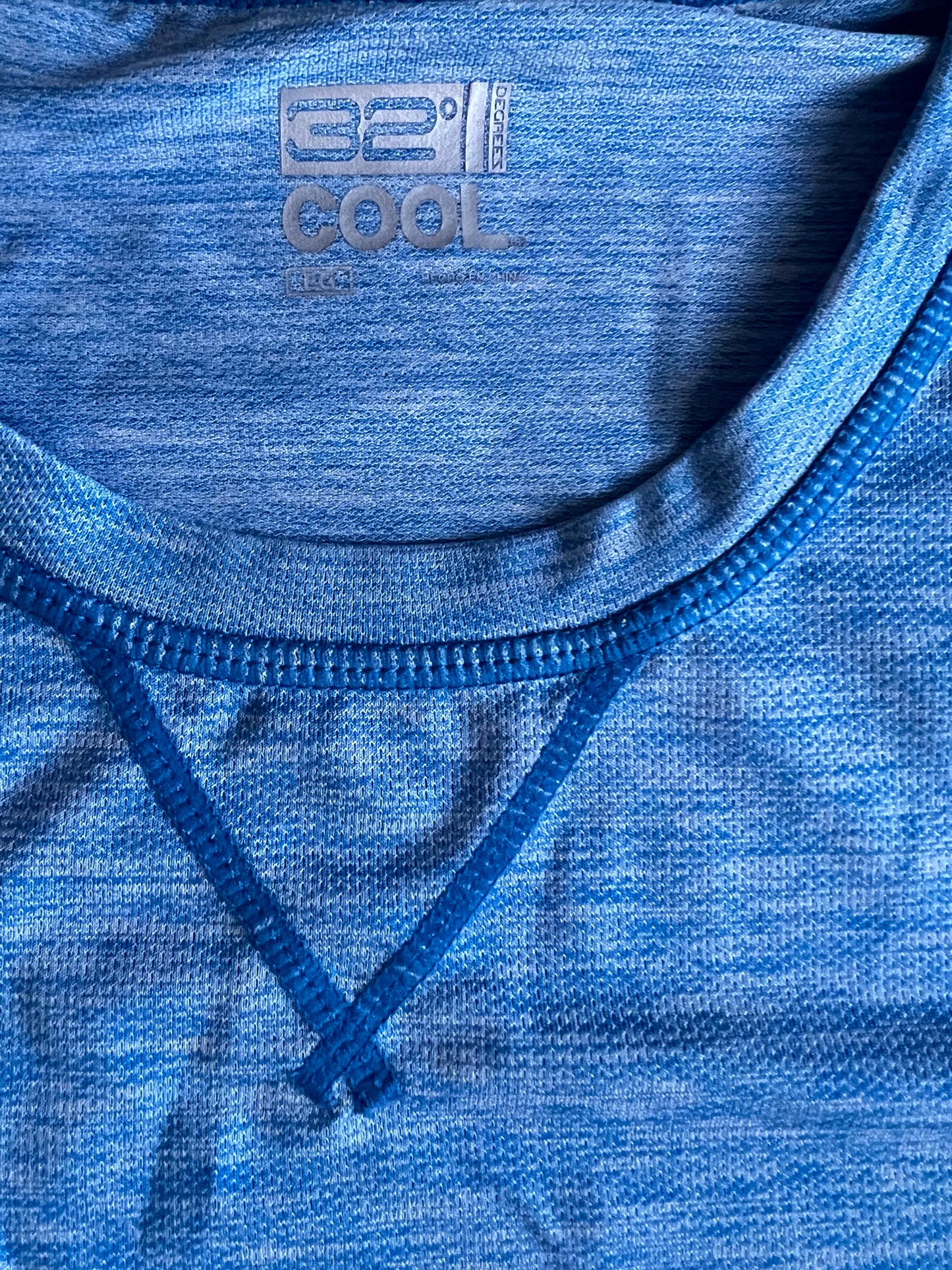 Playera manga corta 32°