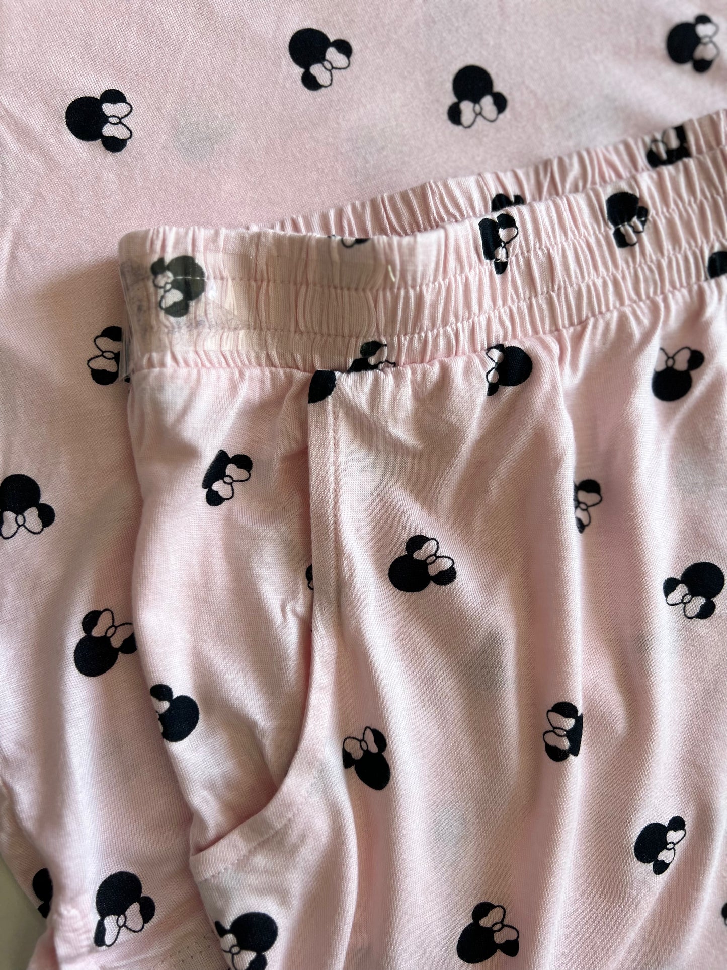 Set de pijama para dama short y blusa Minnie