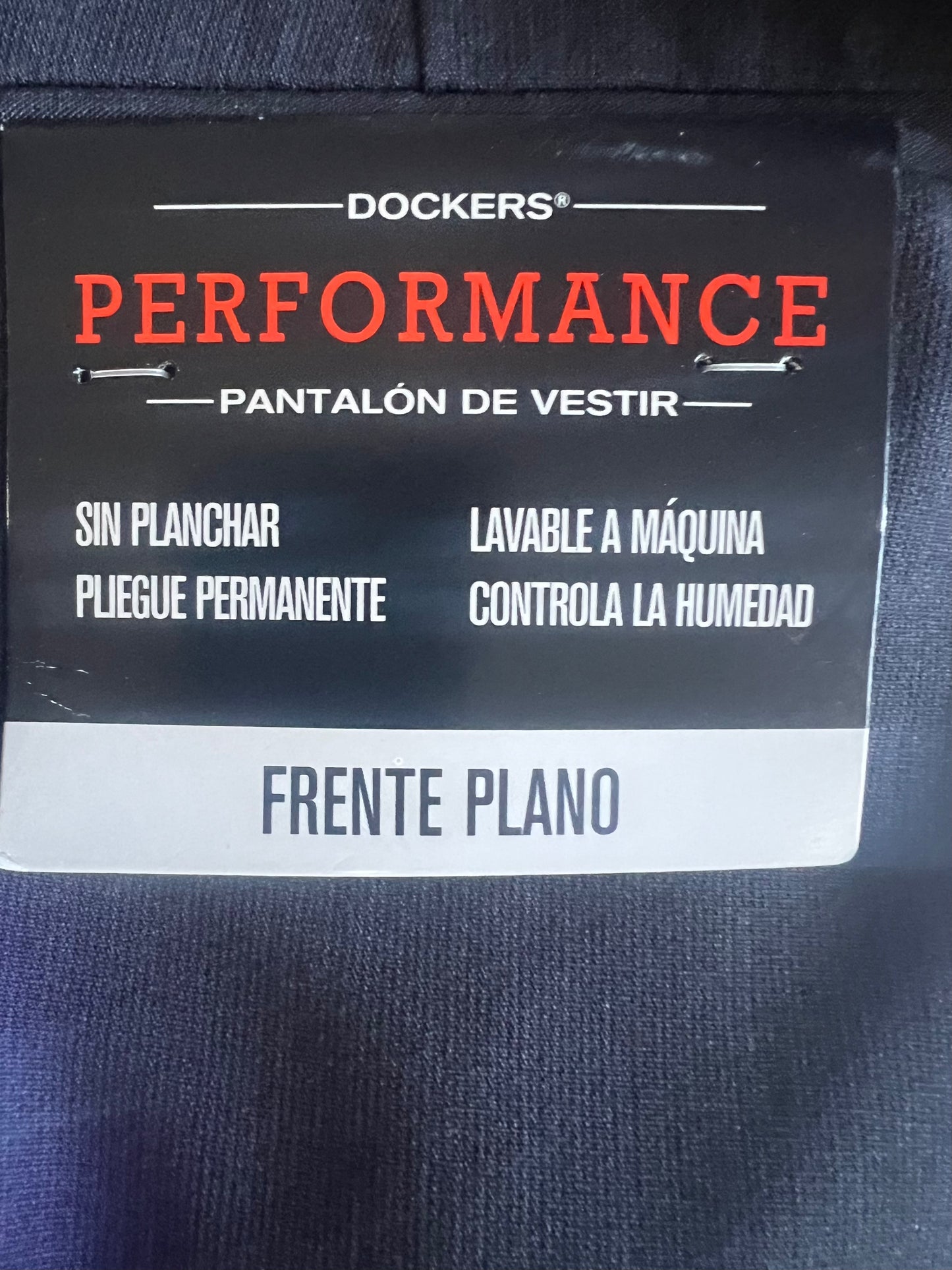 Pantalón de vestir para caballero Dockers Performance Mod. 15MX5371