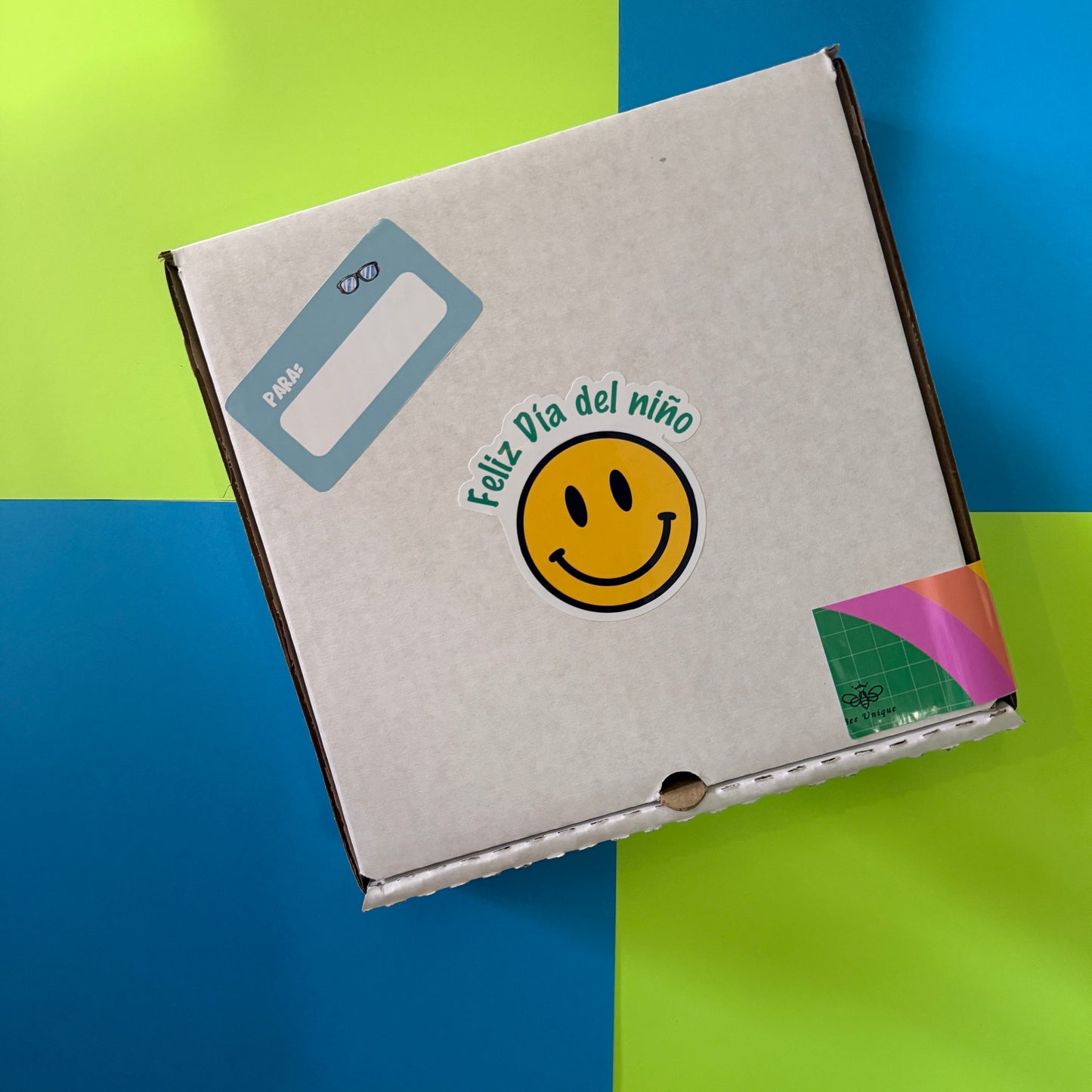 Caja con kit completo del dia del niño