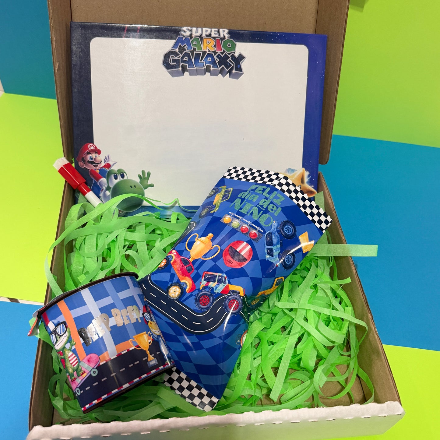 Caja con kit completo del dia del niño