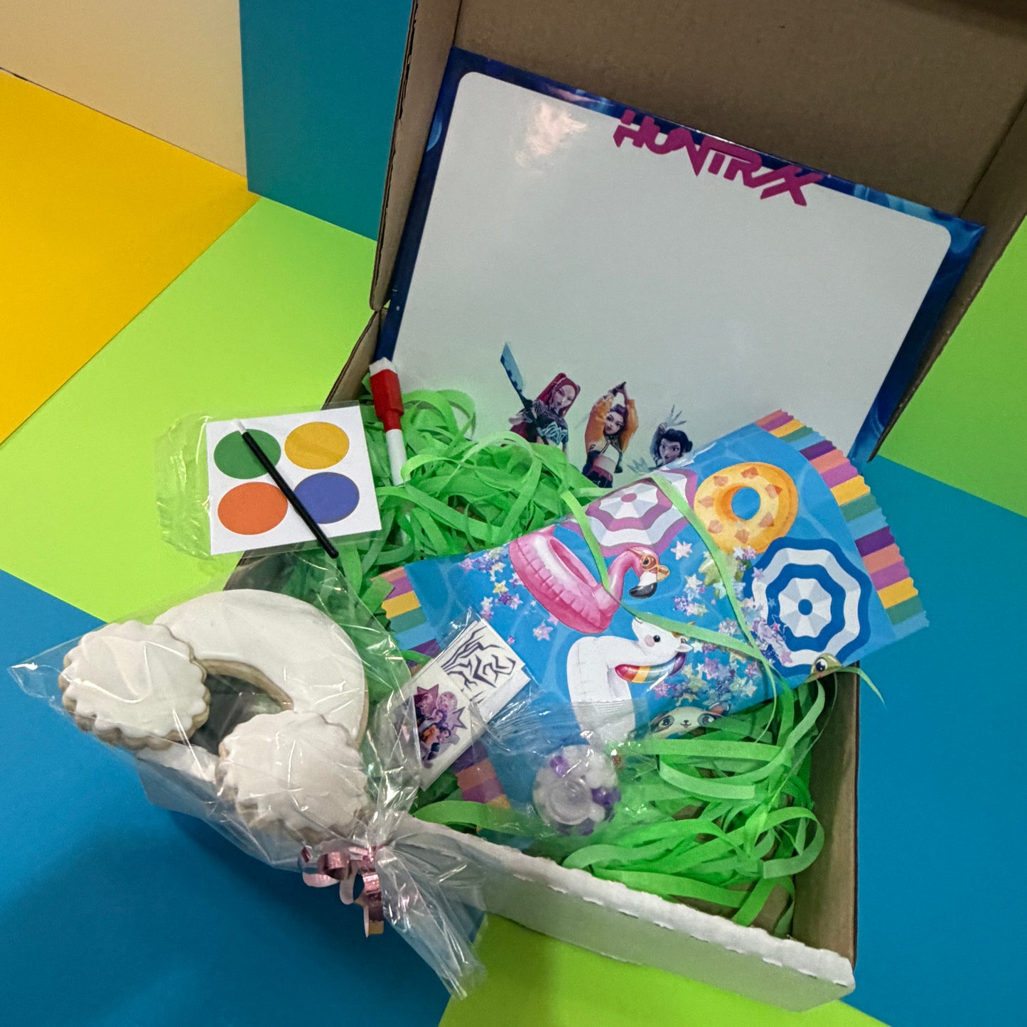 Caja con kit completo del dia del niño